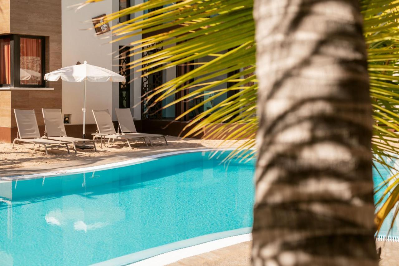 פלאייה דל אינגלז Alhambra Boutique Apartments מראה חיצוני תמונה