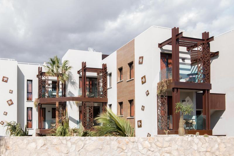 פלאייה דל אינגלז Alhambra Boutique Apartments מראה חיצוני תמונה